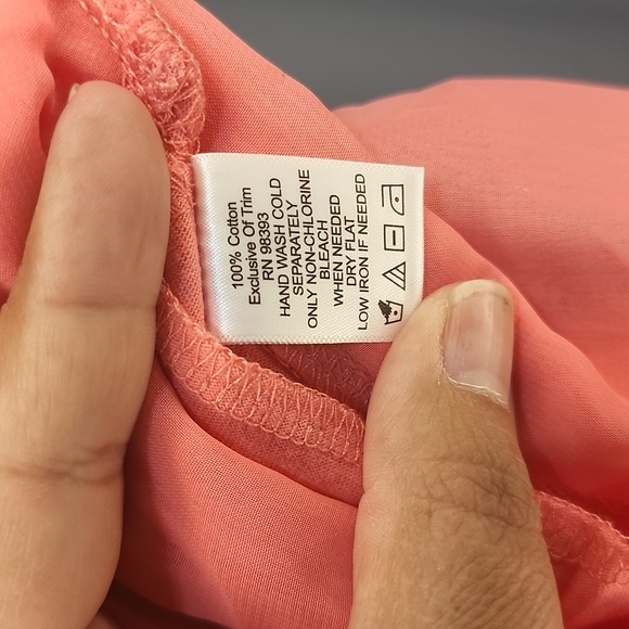 Nice top with pockets - Picture 5 of 5